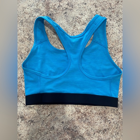 Nike Dri Fit Sports Bra - Picture 2 of 3